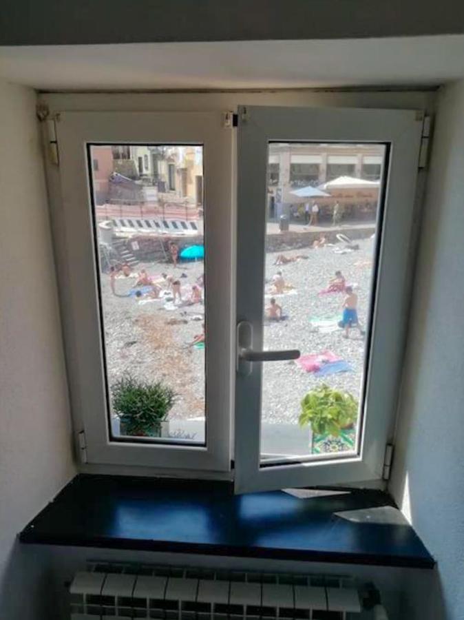 Casa Sulla Spiaggia Di Boccadasse Genua Exterior foto
